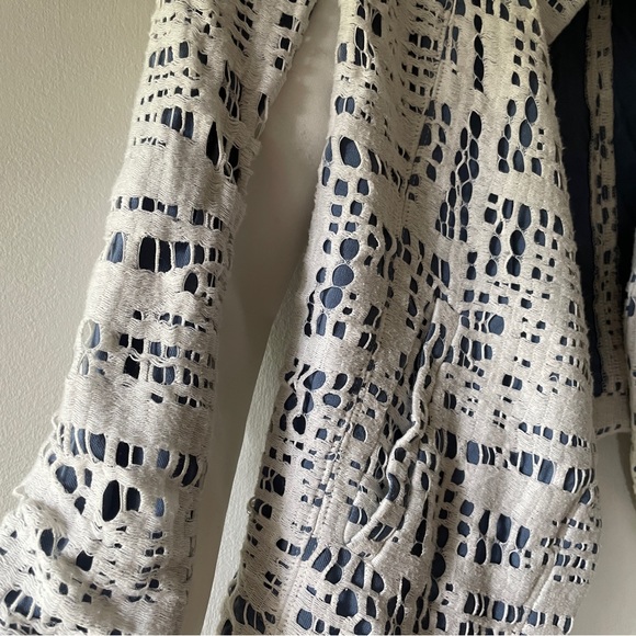 Anthropologie Blue and White Lacy Cropped Blazer - Size Medium - Picture 5 of 15
